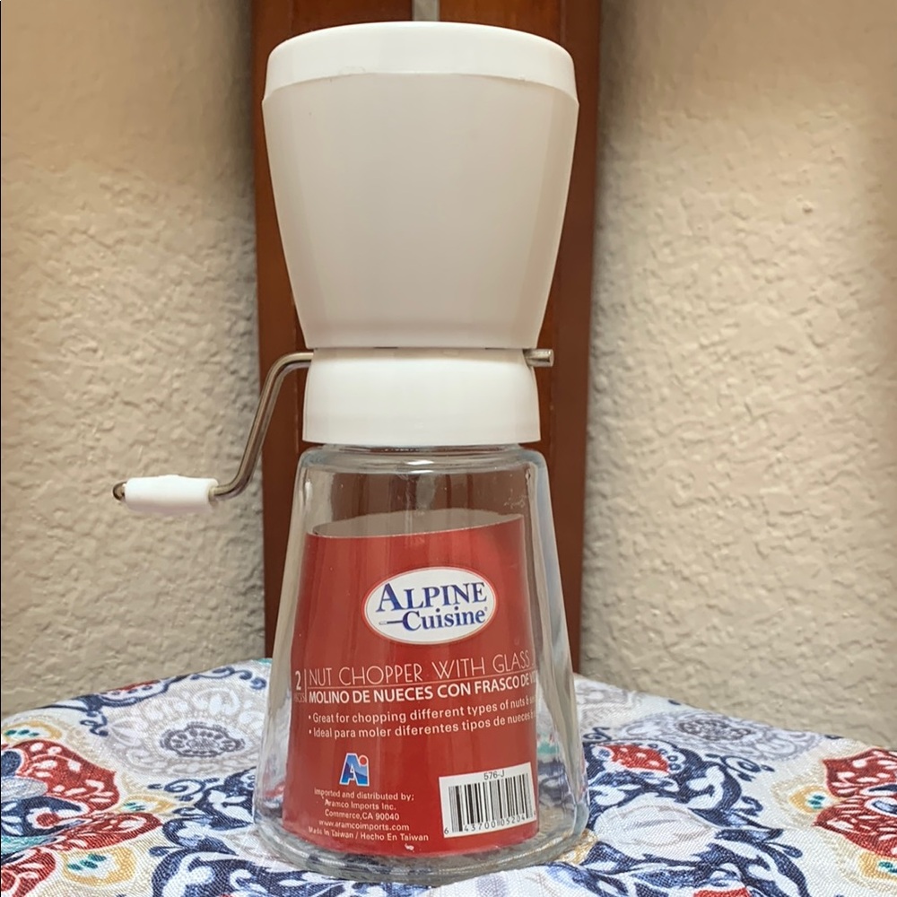 🔹NEW..Alpine Handheld Cuisine Nut Chopper with Glass Base…